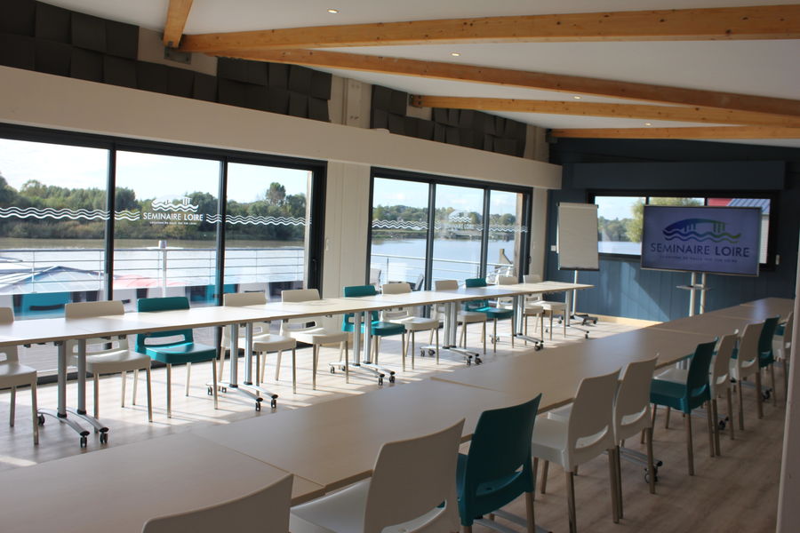 SALLE MODERNE